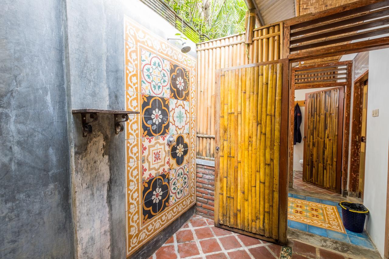 Good Karma Yogyakarta Hostel Exterior photo