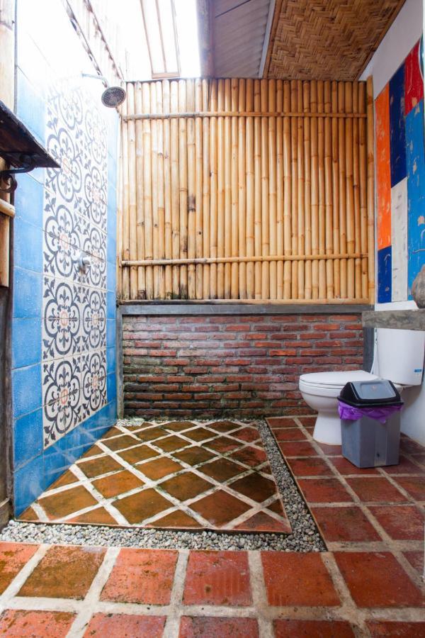 Good Karma Yogyakarta Hostel Exterior photo